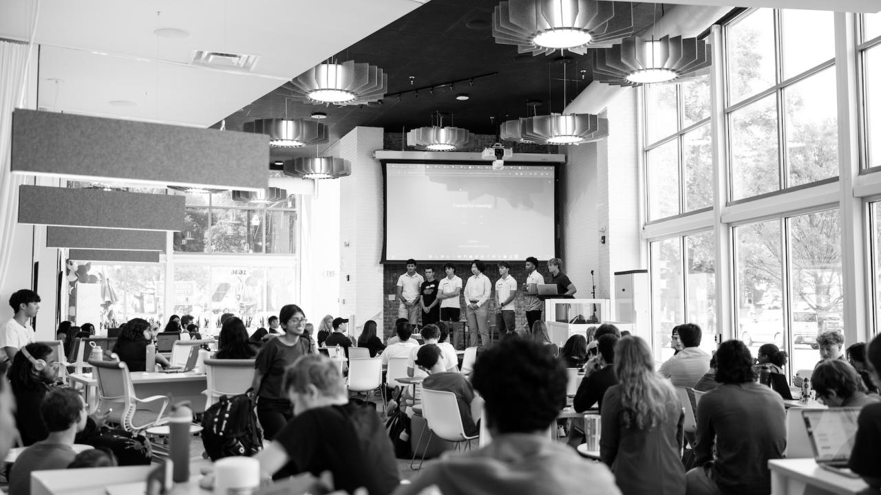 student-event-at-entrepreneurs-center